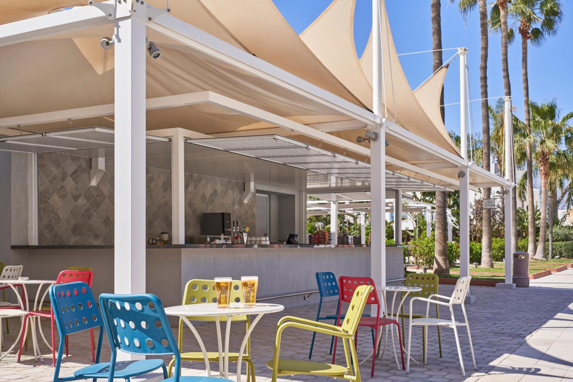 Atlantica Oasis Hotel Limassol Kültér fotó