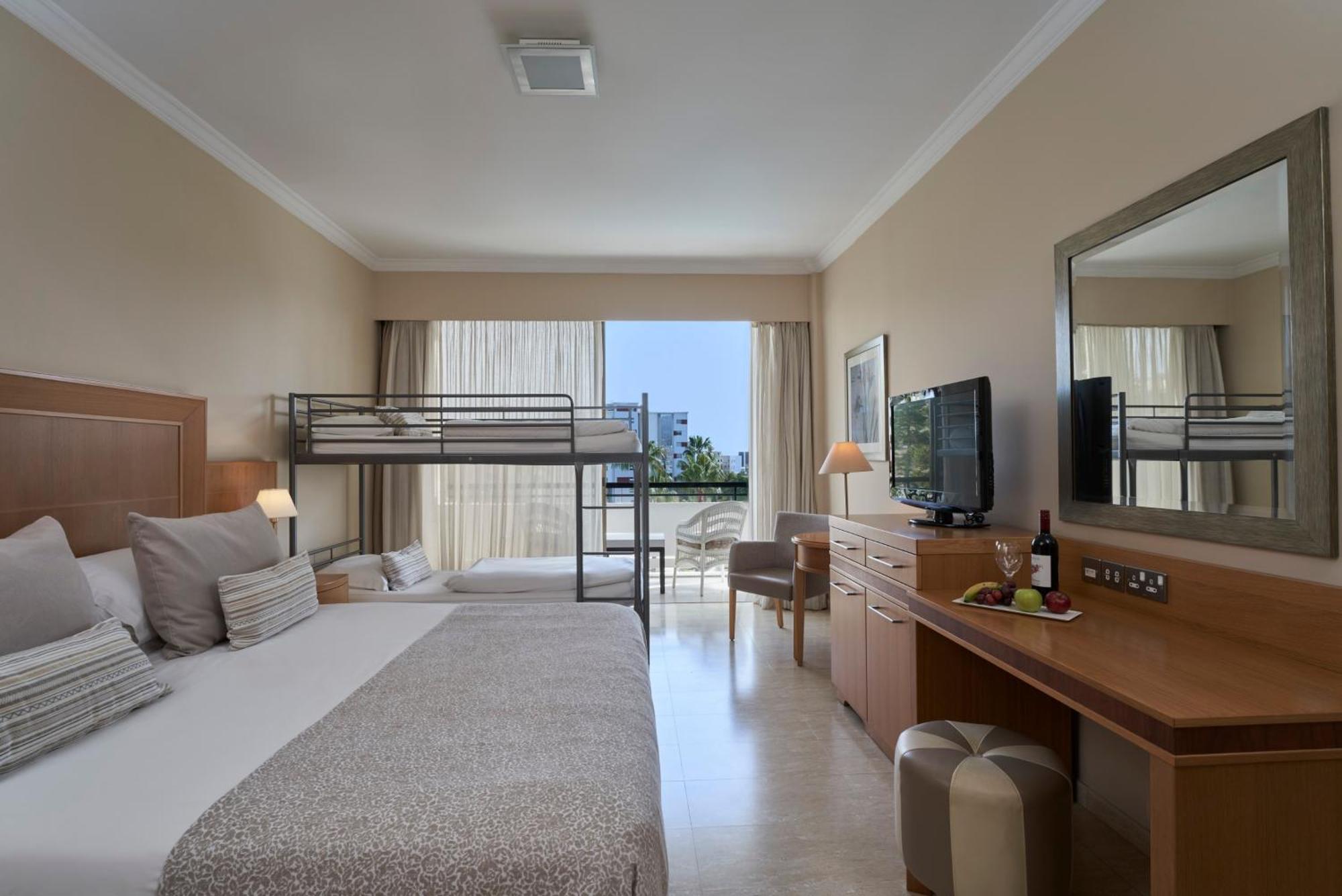 Atlantica Oasis Hotel Limassol Kültér fotó