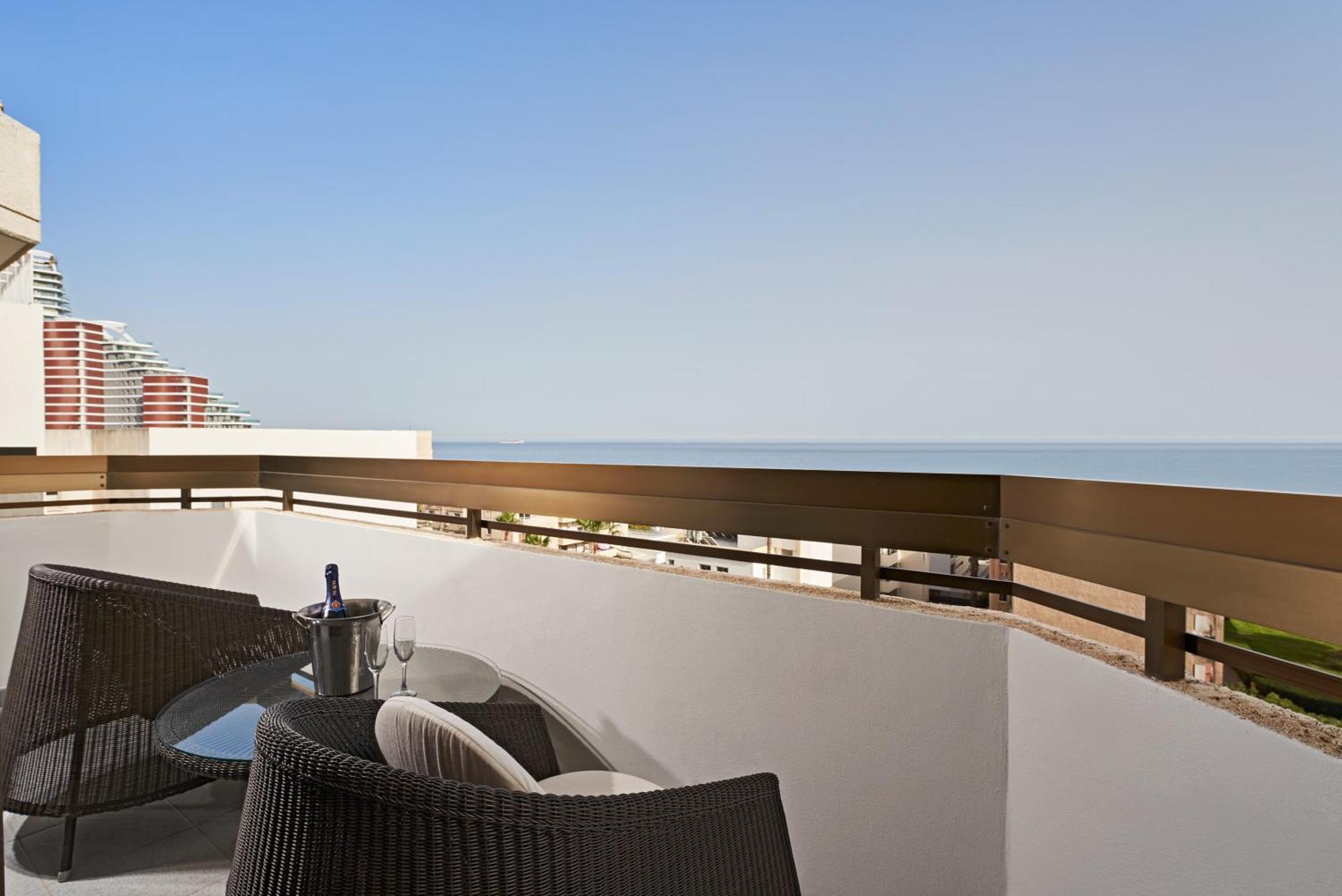 Atlantica Oasis Hotel Limassol Kültér fotó