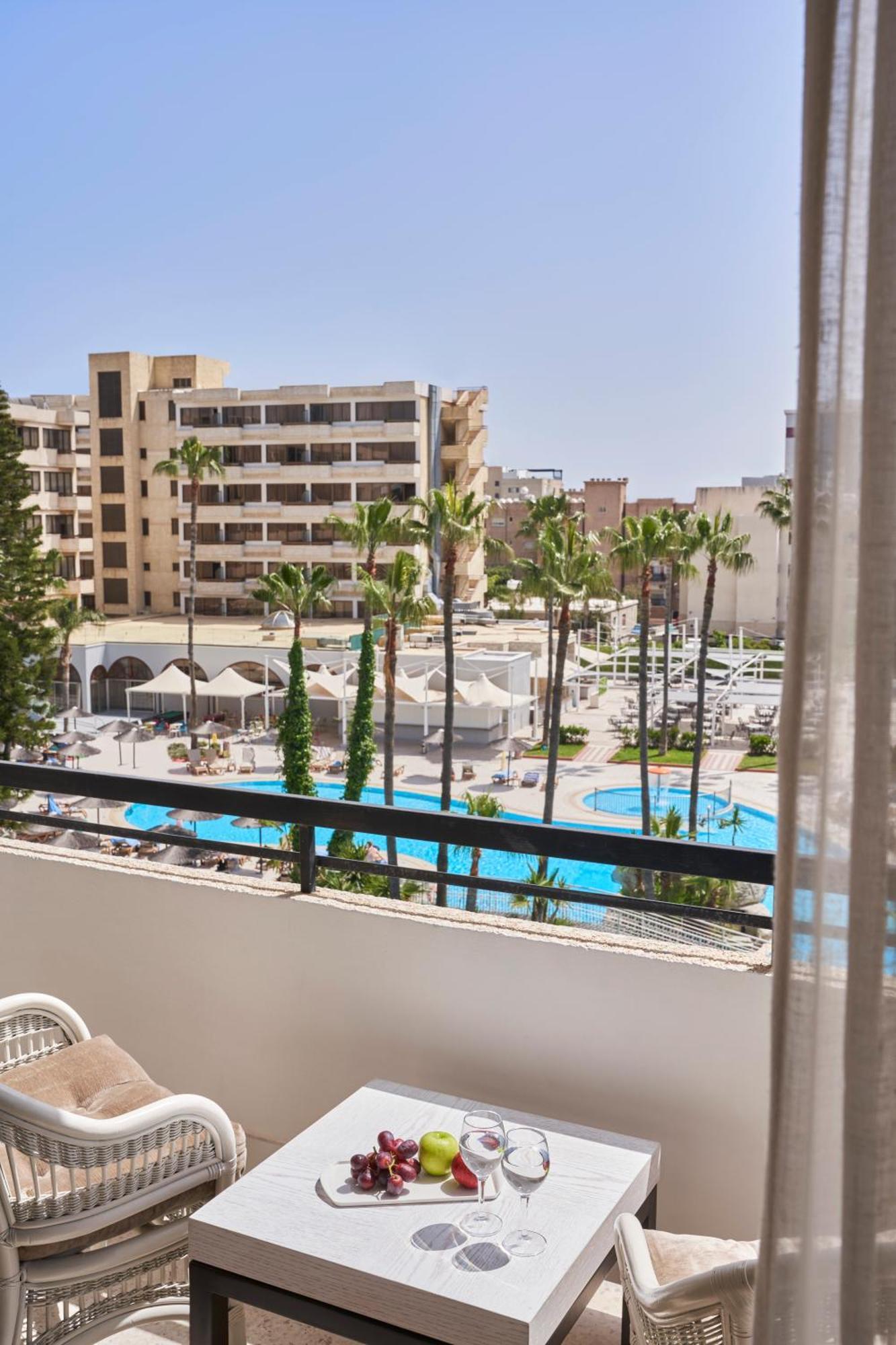 Atlantica Oasis Hotel Limassol Kültér fotó